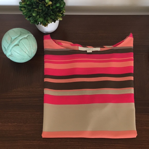 LOFT Short Sleeve Blouse - Picture 1 of 5